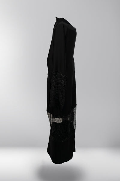 Tahmina Closed Abaya